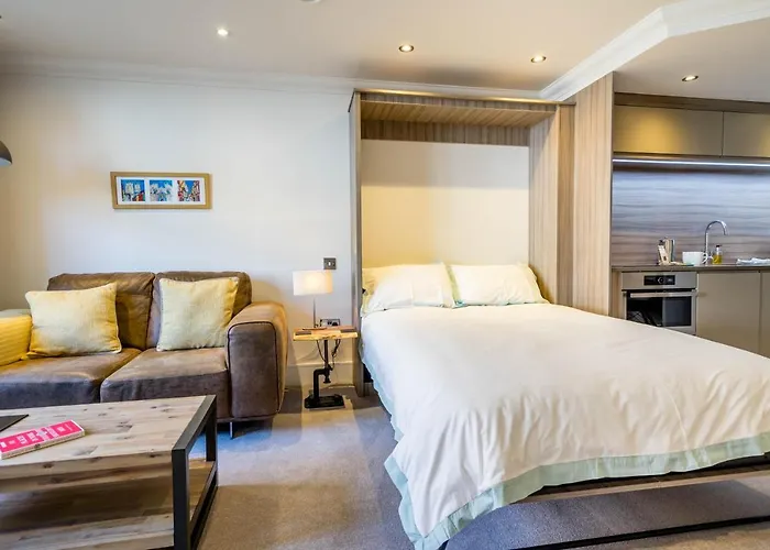 56 Cocoa Suites
