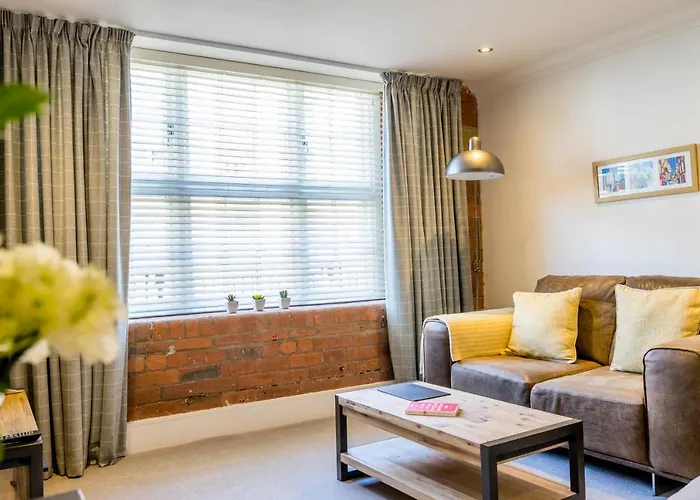 56 Cocoa Suites